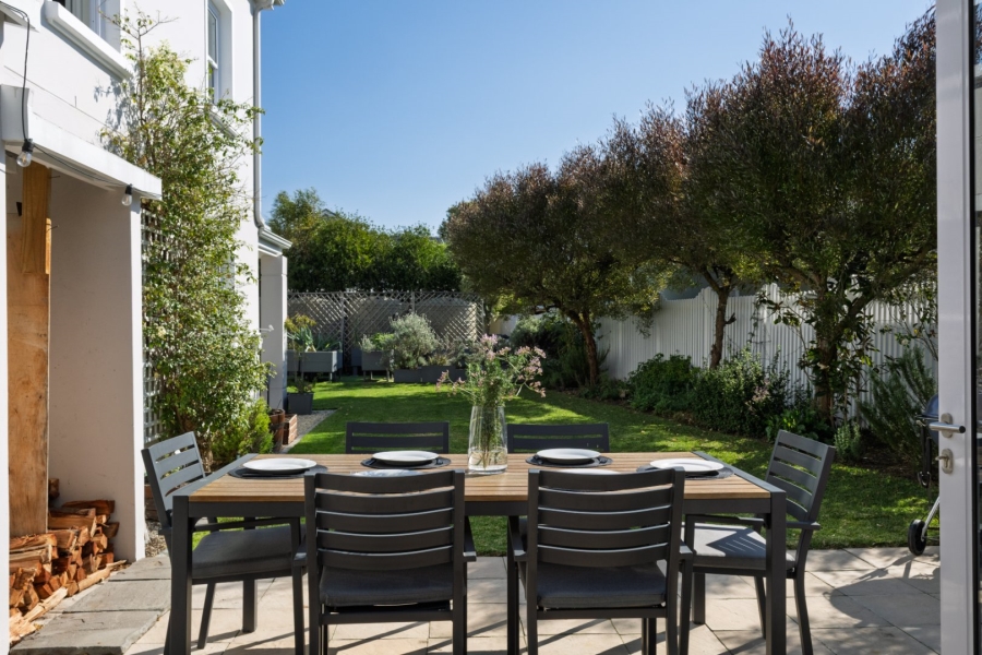 4 Bedroom Property for Sale in Thesen Islands Western Cape